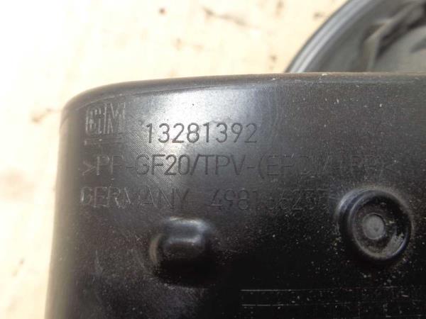 CLAPET DE RESERVOIR OPEL ASTRA J 5PORTES - Vue 4